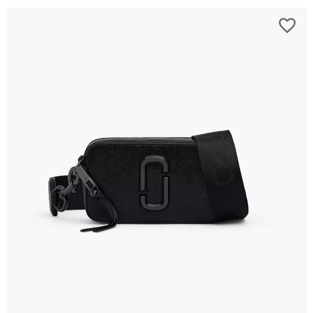 Brand New in packaging, Marc jacobs snapshot bag. Black